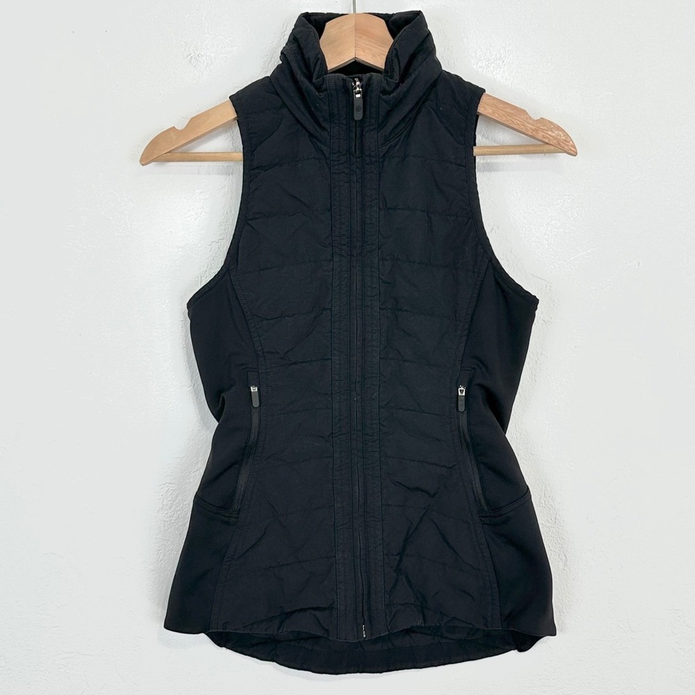 Lululemon Womens Another Mile Vest Size 2 Black Puffer Front Pockets Full Zip